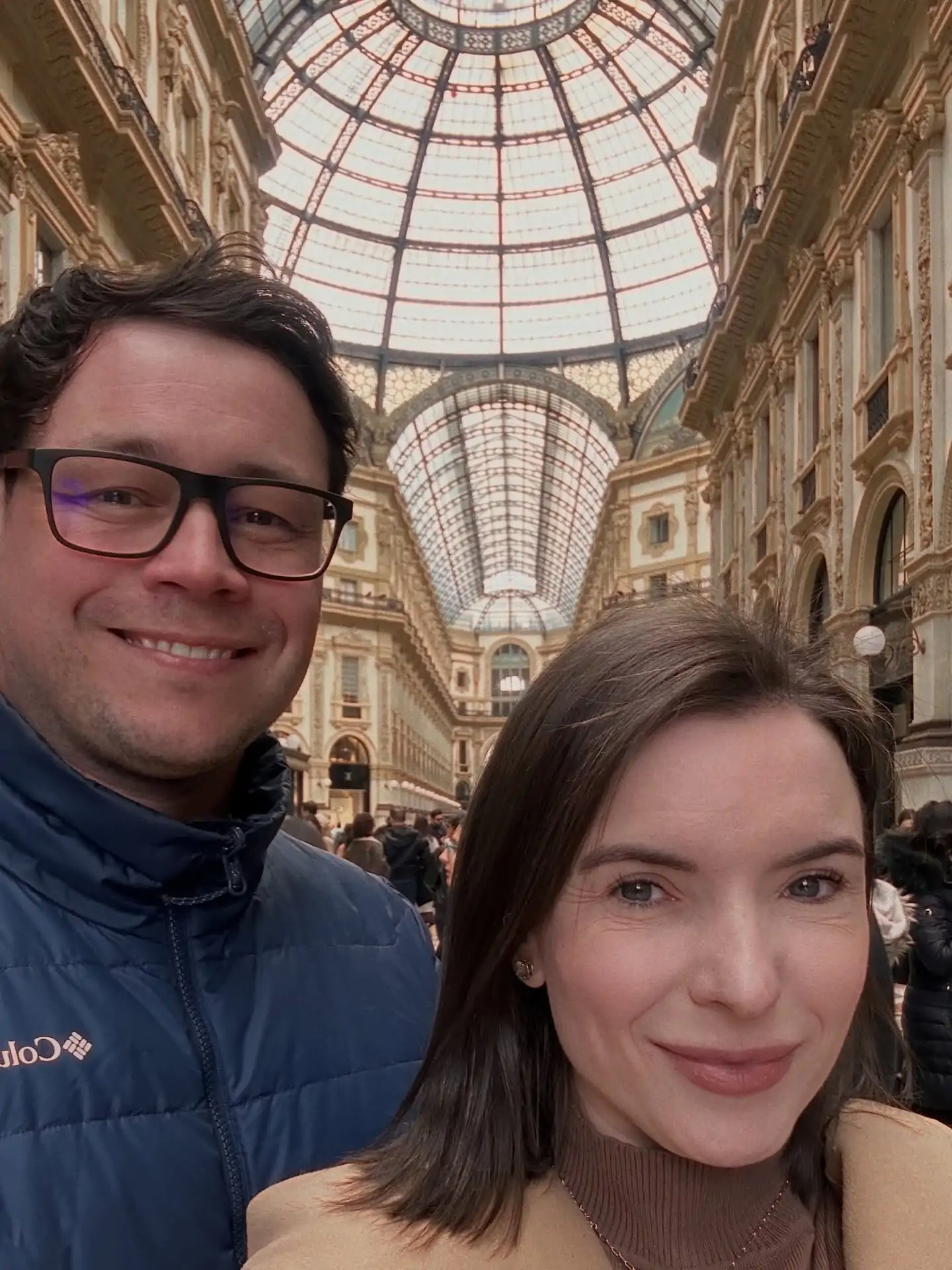 Hoje é dia de celebrar o @febernardi1212 🤎Seu jeito calmo, sua força, seu cuidado.Que seu novo ano venha com saúde, sonhos realizados, vitórias lindas e muitos momentos felizes - dentro e fora das quadras.Que a vida siga te surpreendendo, e que eu siga ao seu lado em cada capítulo.Feliz vida, meu amor 🥰